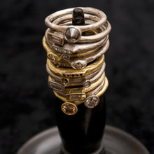 Laden Sie das Bild in den Galerie-Viewer, Eila Ultima Gold - René Talmon L’Armée